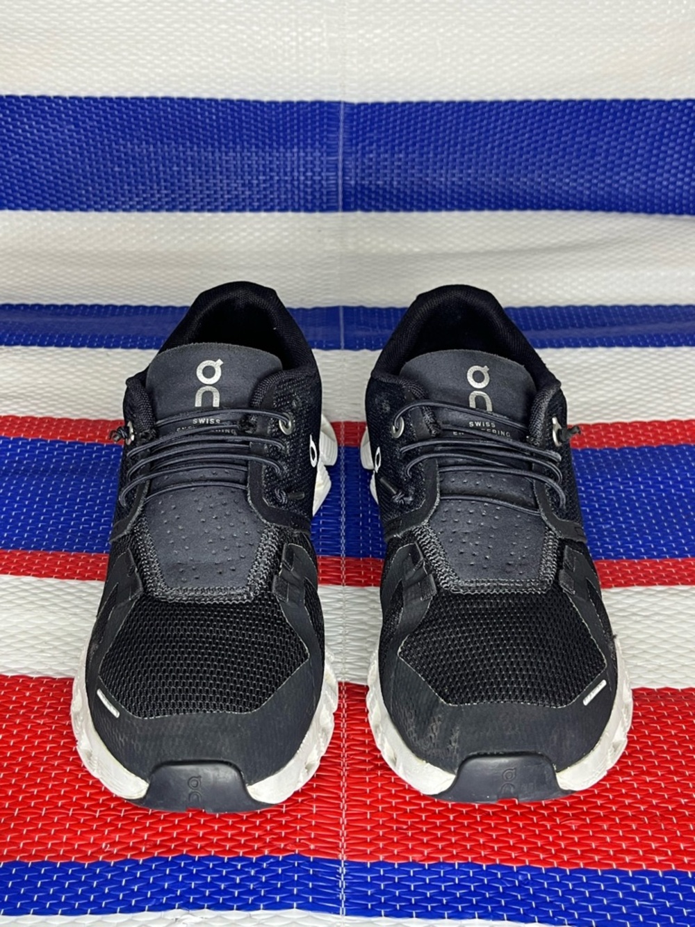 On Cloud 6 Comfort Running Shoes - Lightweight CloudTec Cushion Size 7 Shoes - Picture 6 of 15